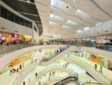 dịch-vụ-vệ-sinh-công-nghiệp-trung-tâm-thương-mại-sau-xây-dựng